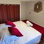 בית נופש Le Champ Du Moulin Moderne A 3 Min Du Puy Dufou