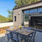 Le Champ Du Moulin Moderne A 3 Min Du Puy Dufou בית נופש