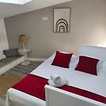 Le Champ Du Moulin Moderne A 3 Min Du Puy Dufou בית נופש *