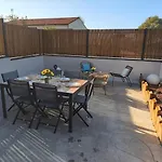 Le Champ Du Moulin Moderne A 3 Min Du Puy Dufou *