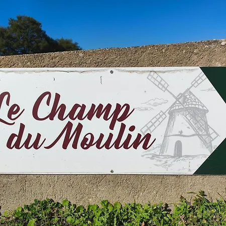 Le Champ Du Moulin Moderne A 3 Min Du Puy Dufou Semesterbostad Les Épesses
