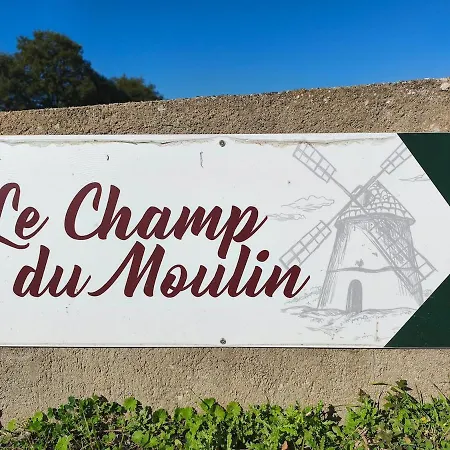 Le Champ Du Moulin Moderne A 3 Min Du Puy Dufou Feriehus *
