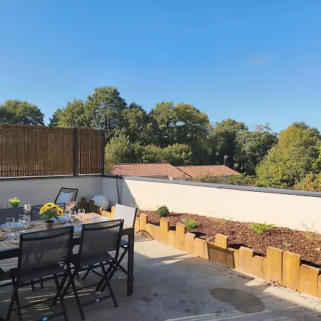 Semesterbostad Le Champ Du Moulin Moderne A 3 Min Du Puy Dufou *