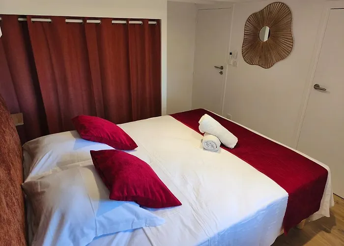 Hébergement de vacances Le Champ Du Moulin Moderne à 3 Min Du Puy Dufou