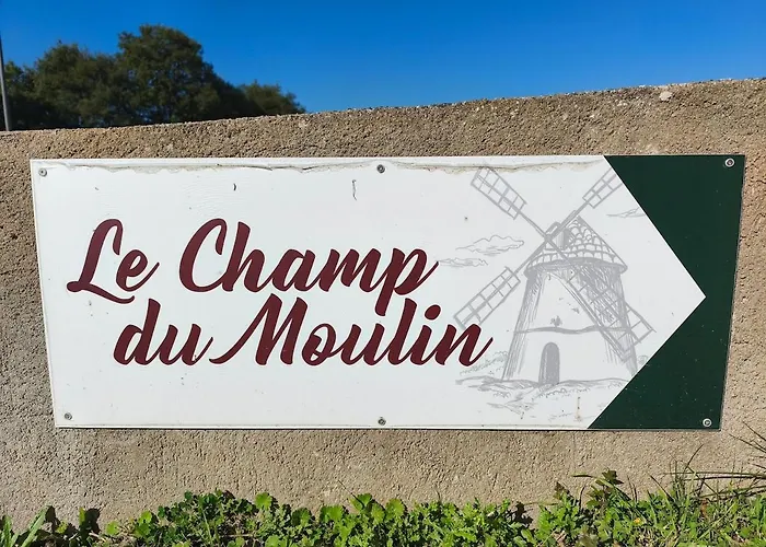 Le Champ Du Moulin Moderne à 3 Min Du Puy Dufou Hébergement de vacances *