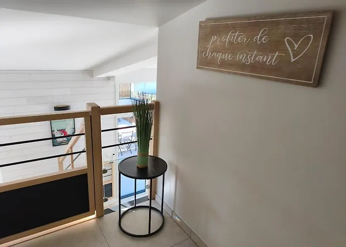 Le Champ Du Moulin Moderne à 3 Min Du Puy Dufou Hébergement de vacances *